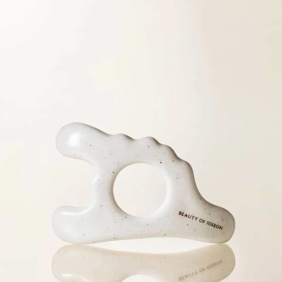 Beauty of Joseon Porcelain Gwalsa Gua Sha Stein Gesicht
