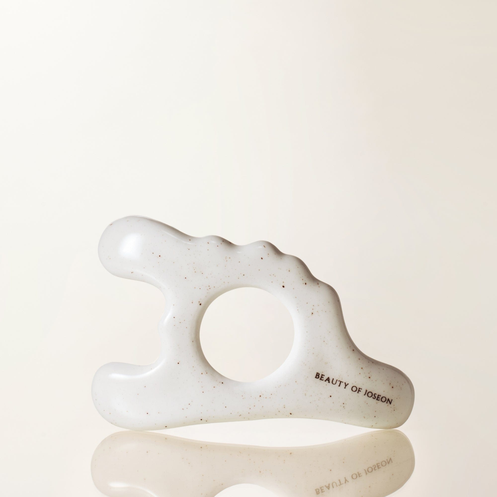 Beauty of Joseon Porcelain Gwalsa Gua Sha Stein Gesicht